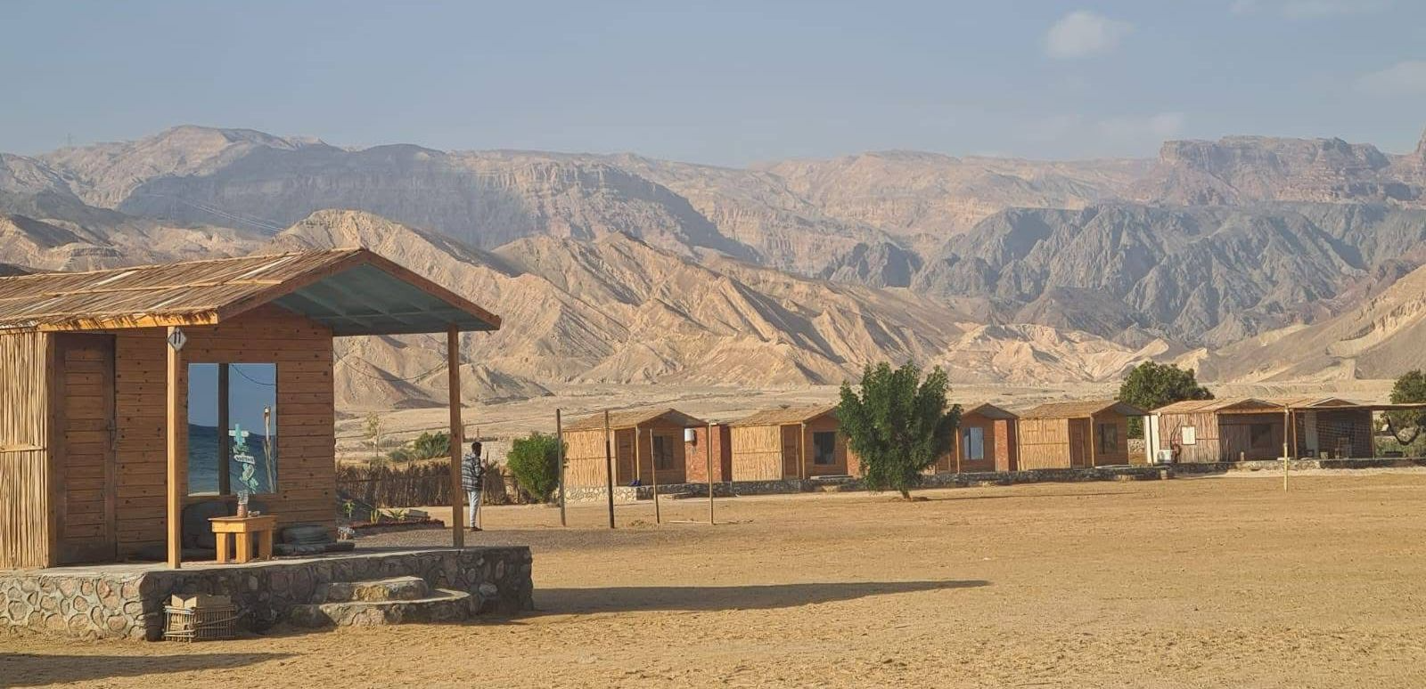 הקאמפ והרים